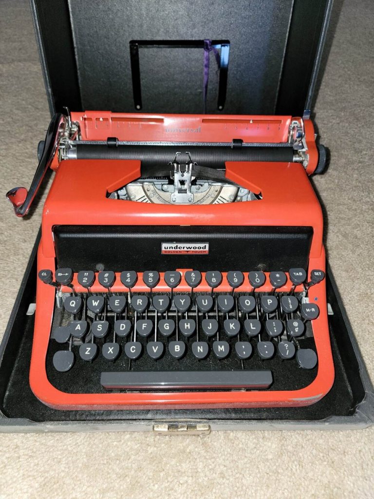 Red Underwood typewriter